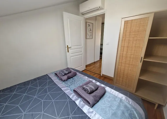 Le Michelangelo - Place Massena *